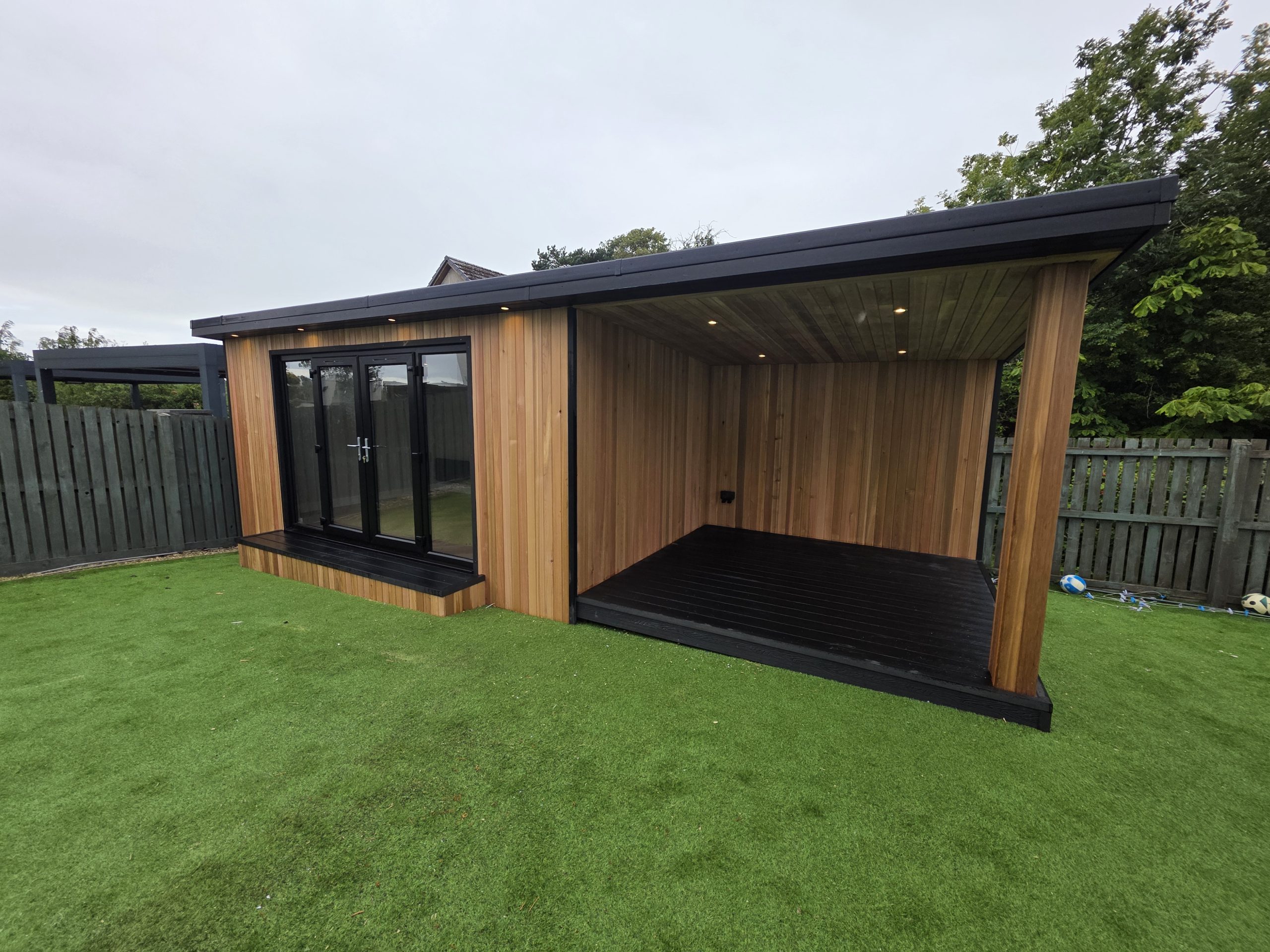 Cedar clad garden room feature image